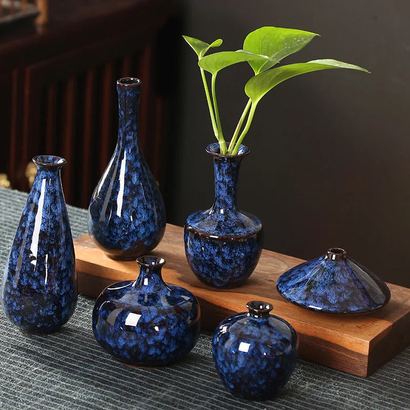 Minimalist Glaze Ceramic Vase For Tabletop Decor And Arrangements
