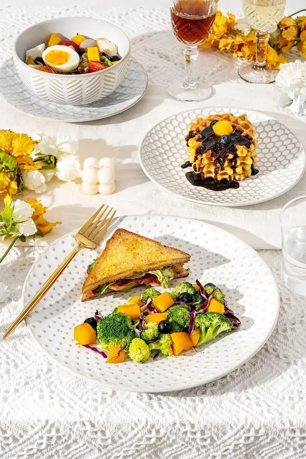 24-Piece Stoneware Dinnerware Set for Eight