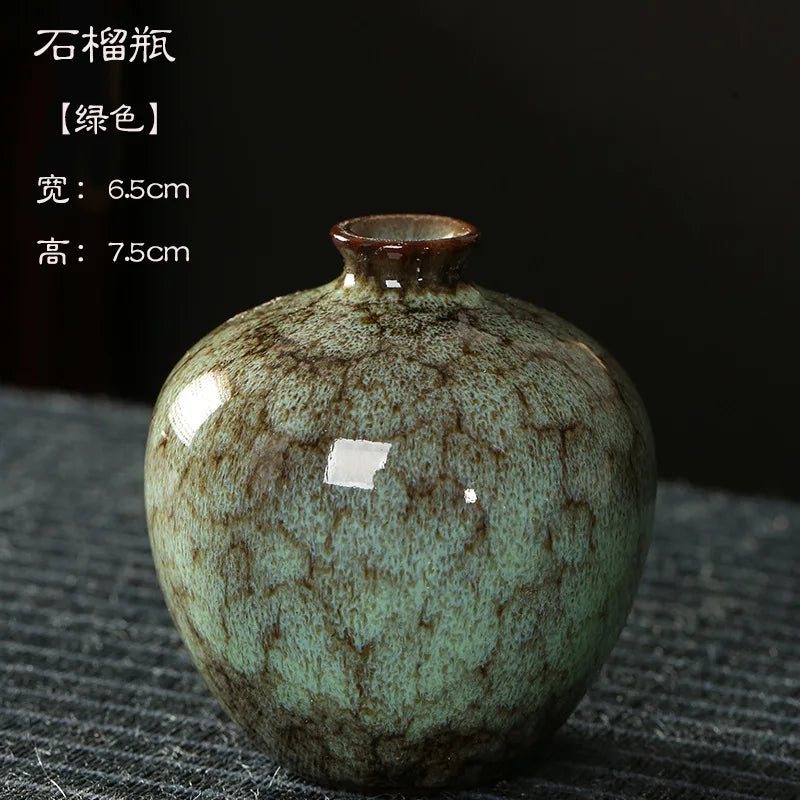 Minimalist Glaze Ceramic Vase For Tabletop Decor And Arrangements