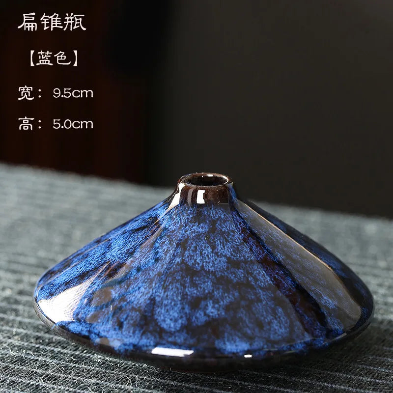 Minimalist Glaze Ceramic Vase For Tabletop Decor And Arrangements