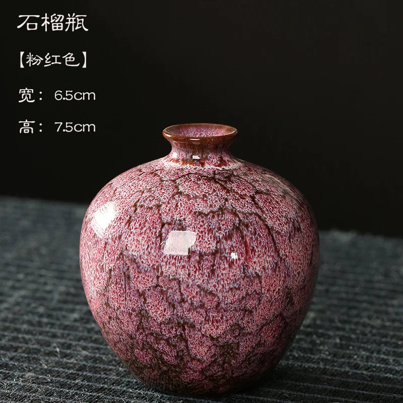 Minimalist Glaze Ceramic Vase For Tabletop Decor And Arrangements
