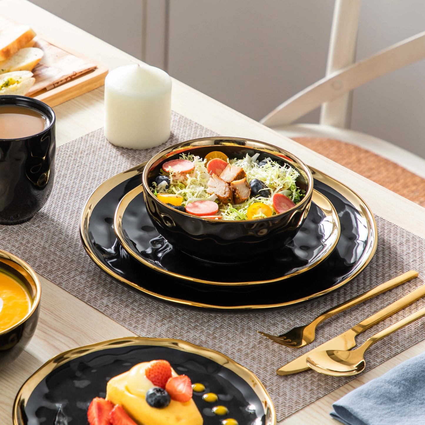 Malacasa Porcelain Dinnerware Set With Gold Trim Collection